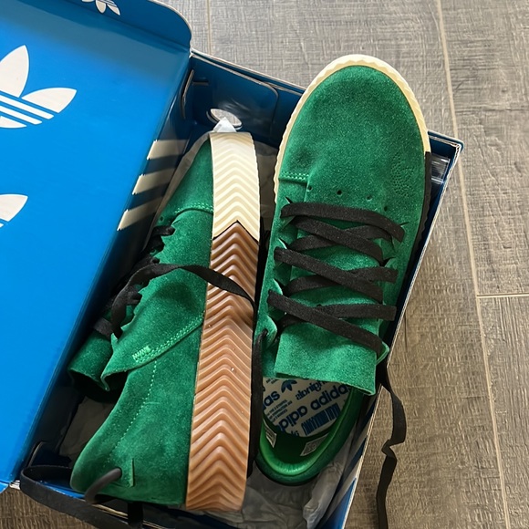 Alexander Wang x Adidas Limited Edition AW Skate Sneakers in M5/W6 EU37 - Picture 8 of 8